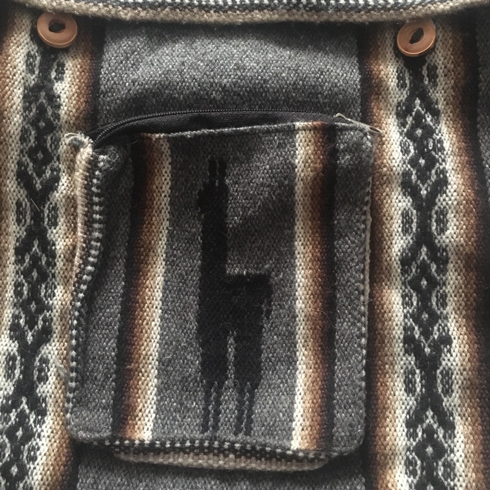 🌸 Crossbody purse / bag with alpaca design from Chile - Picture 2 of 3